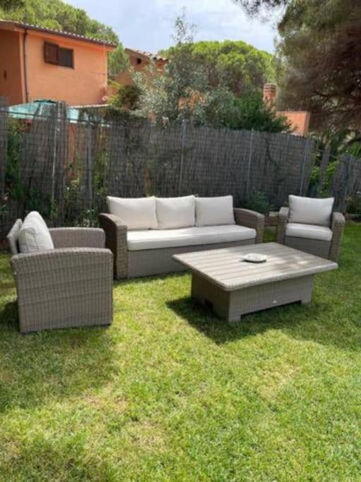 Zaffiro Casa Vacanze Al Mare Valledoria  Exteriör bild