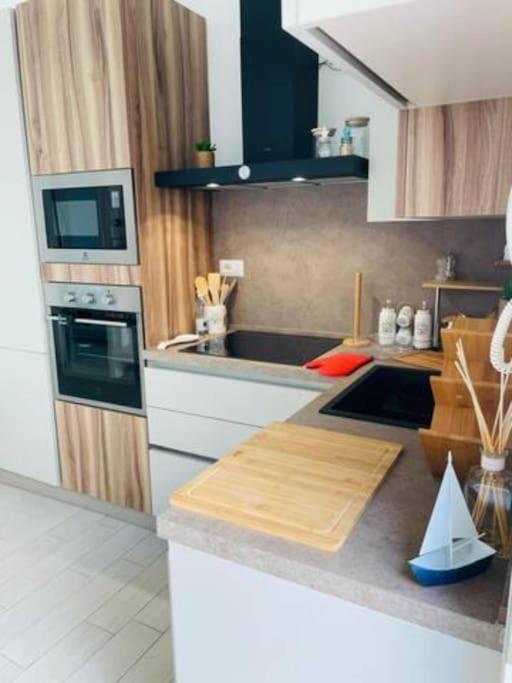 Zaffiro Casa Vacanze Al Mare Valledoria  Exteriör bild