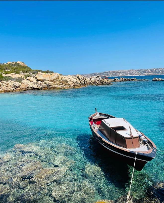 Zaffiro Casa Vacanze Al Mare Valledoria  Exteriör bild
